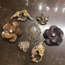 NWOT 7 x brooches gold brown rhinestones - £13.31 GBP