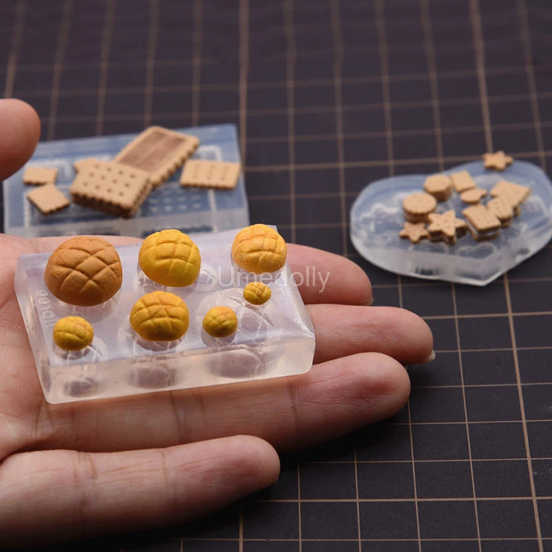 1PCS 1/12 or 1/6 Dollhouse Miniature Mini Siclicone Bread Biscuit Mould for Clay - £9.06 GBP