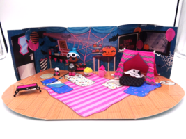 LOL Surprise Furniture Cozy Zone with Dusk Doll and some Surprises Series 4 - £13.74 GBP