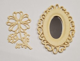 HomCo 9"x7" Ivory Mirror & Flower Wall Hanging Faux Wicker Look Vintage 7560-C1 - $12.87