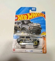 Hot Wheels 21 Ford Bronco - $40.24 MXN