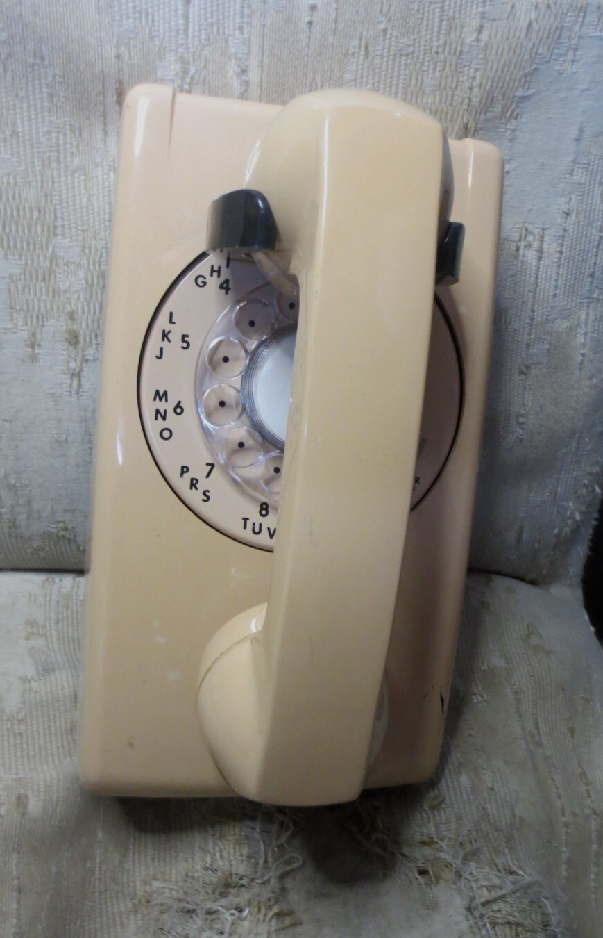 Vintage 1988 ITT Model 554 BM Series Biege Rotary Dial Wall Mount Telephone - $59.48
