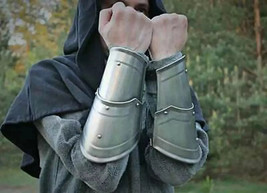 Medieval Hand bracers LARP SCA Easy To Wear Knight Bracers Best Hallowee... - £66.02 GBP