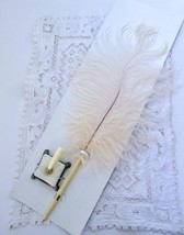 Vintage Hortense B. Hewitt Elegant Ostrich Feather Plume Pen w Velvet Ho... - €15,63 EUR
