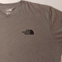 The North Face Standard Fit Men's Gray Cotton Blend Graphic T-Shirt Size Medium image 5