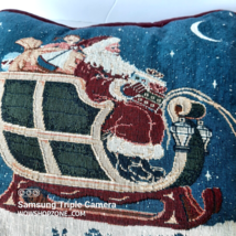 Vintage Tapestry Christmas Holiday Design Pillow Accent Throw Cushion SantaClaus - £19.64 GBP