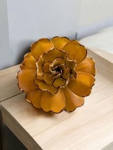 Vintage Honey Tone Beige Rose Flower Metal Enamel Brooch Pin Gold Trim 5... - $93.40 MXN