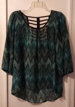 Pre-Owned Women’s Green &amp; Black Sheer Pullover Top (Sz M) - $7.92