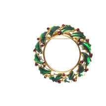 Vintage Christmas Holiday Gold Tone Wreath Brooch Pin Red Holly Berries ... - $24.05