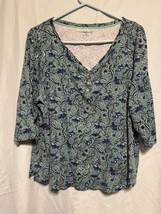 Croft &amp; Barrow Women’s V-Neck 3/4 Sleeve Green With Blue And White Flowe... - $17.82