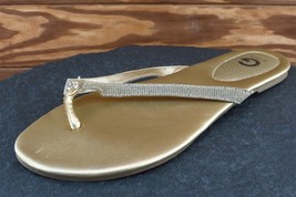 G By Guess Sz 9 M Gold Flip Flop Synthetic Women Sandals CGBRITT-C - £15.49 GBP