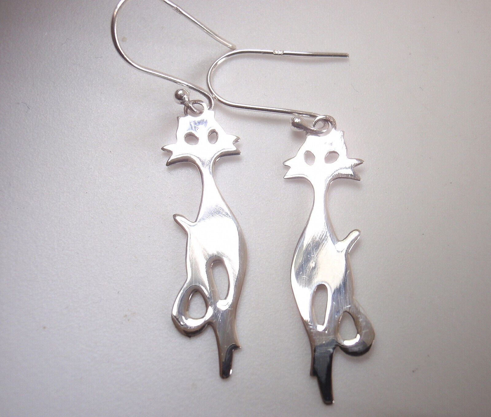Kitty Cat Earrings 925 Sterling Silver Dangle meow purr happy independent