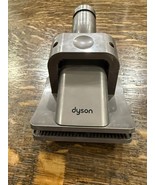 Dyson Vacuum Groom Dog Animal Pet Cleaner Tool Attachment, 921001-01 - $521.75 MXN