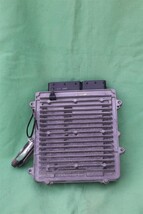 Mercedes W212 DME ECU Engine Control Module EIS EZS Key Set A2769001600 image 5