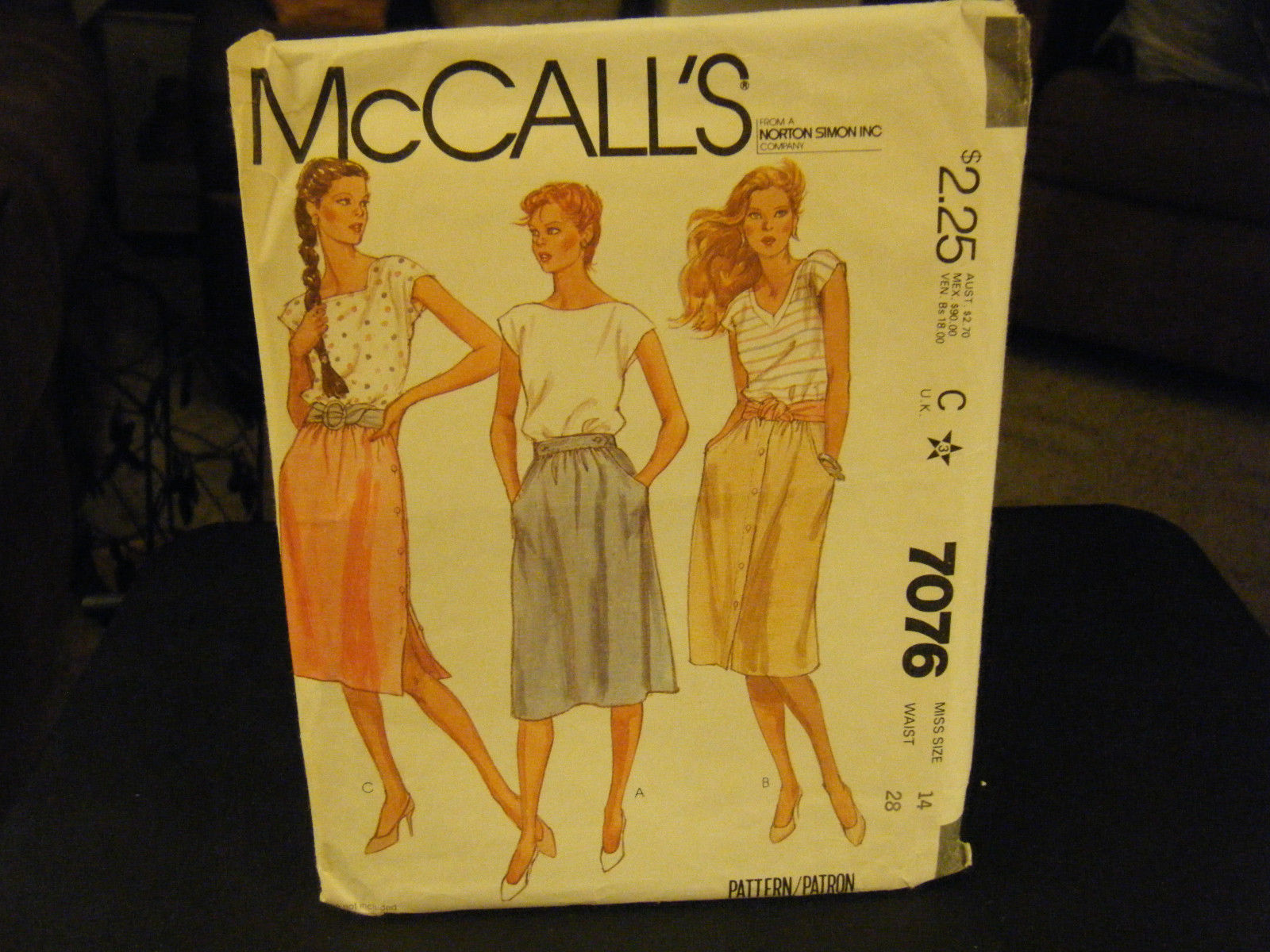 Primary image for McCall's 7076 Misses Skirts Pattern - Size 14 Waist 28