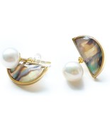 Pearl Earring for Women 18K Gold Plated Butterfly Bee Pearl Stud Earring... - $39.71