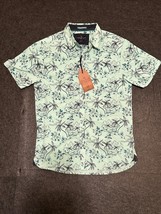 Across The Pond Men&#39;s Hello Hawaii Print Short Sleeve Button Up Shirt Si... - £15.46 GBP