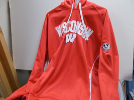 Wisconsin Badgers Pro Edge Knights Apparel Red Hood String Pullover Size Medium - £19.45 GBP