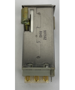 OEM Eaton Corporation Annunciator Switch - 96182 Body - NEW - $920.68 MXN