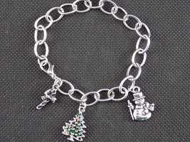 Vintage Small Christmas Chain Bracelet Silver Tone w/ Snowman Tree &amp; Candy Cane - £5.53 GBP