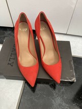 NIB 100% AUTH Bally Red Lobster Cal Suede Pointed Toe Pumps Sz 38 - £148.23 GBP