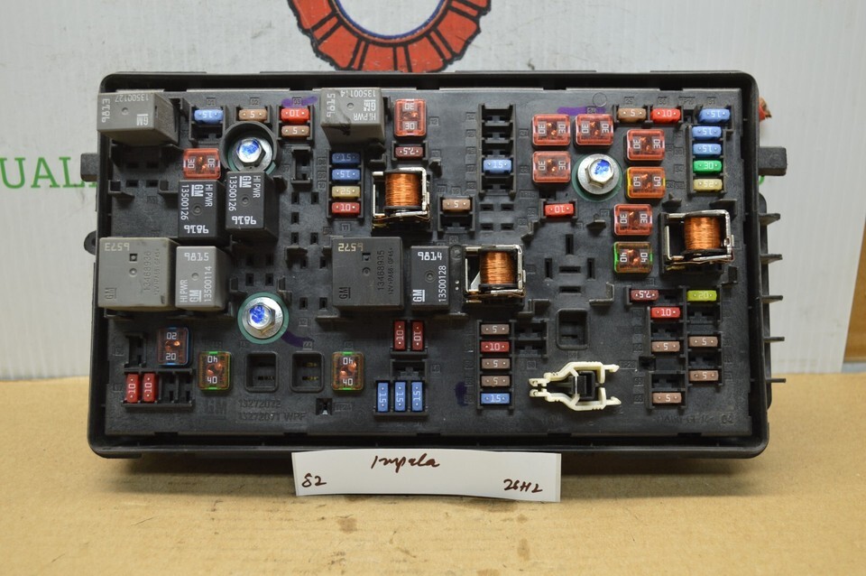 2016-20 Chevrolet Impala  Fuse Box Junction OEM 84080463 Module 82-26H2 - $29.39