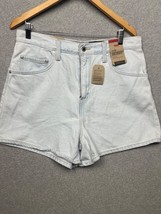 Levis SilverTab Womens Mom High Rise Shorts SZ 32 light Wash Denim Jeans Classic - £26.32 GBP