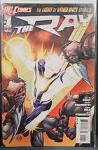 DC Comics The Ray #1 Modern Age February 2012 The Light Of Vengeance Str... - $14.84