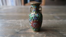 Beautiful Chinese Mini Cloisonne Enamel On Brass Vase 2.5&quot; - £23.52 GBP