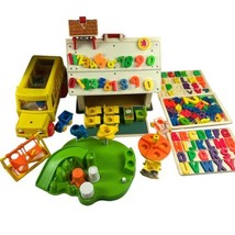 Vintage Fisher Price Little People SCHOOL HOUSE 923 with Playground &amp; Bus - £105.70 GBP