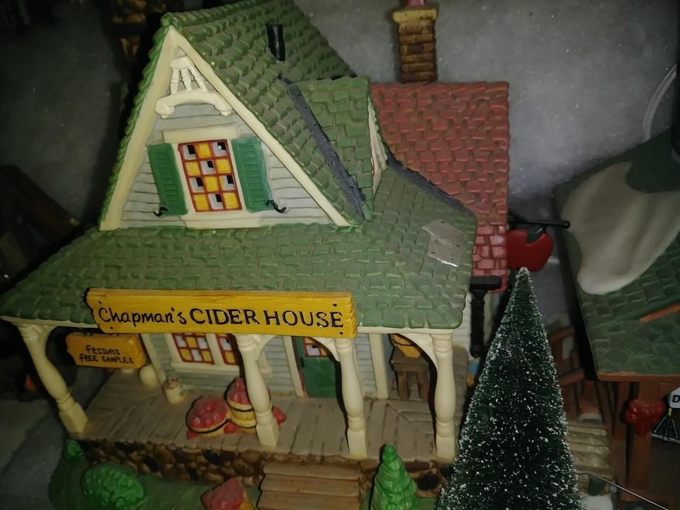 Dept 56 New England Village Chapman&#39;s Cider House (2002) #56.56655 - $76.22