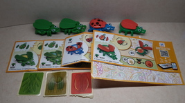 Kinder - 2018 SE201-204  Mixart - Magnifying insects - complete set + 5 papers - $4.50