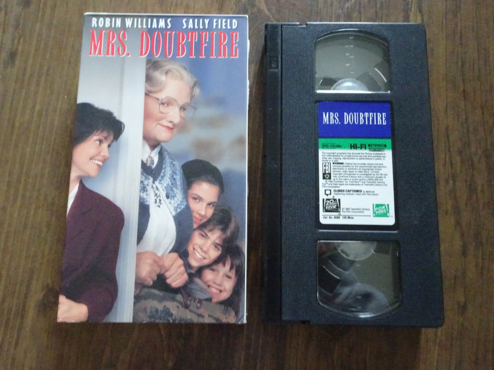 Mrs Doubtfire VHS 1996 And Similar Items
