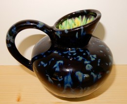 Vintage signed studio pottery blue spatter pitcher w/ green spatter inte... - $20.00