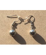 Vintage Silvertone Bead Ball Drop Earrings Dangle Pierced 25954 - £14.18 GBP