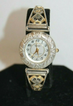 Vtg Wrangler Silver Embezzled Wrist Watch Water Resistant Stretch Band 7&quot; Long - £29.22 GBP