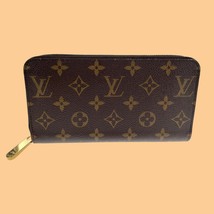 Authenticity Guarantee 
Louis Vuitton Zippy Wallet Monogram Rose Ballerine - ... - £1,460.79 GBP