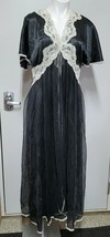 VTG Val Mode Black Shiny Satin Nylon Sheer Lace Lacy Pegnoir Robe Gown Set L - £47.47 GBP