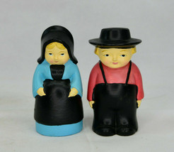 Vintage Ceramic Amish Couple Man And Woman Salt And Pepper Shakers - $14.20