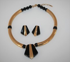 Vtg Gold Tube &amp; Black Lucite Bead Choker Necklace &amp; Pierced Earrings Set J454 - £27.17 GBP