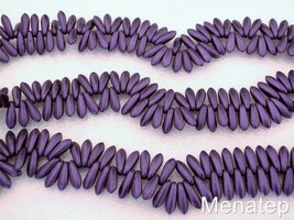 50 3 x 10 mm Czech Glass Dagger Beads: Metallic Suede Purple - £1.98 GBP