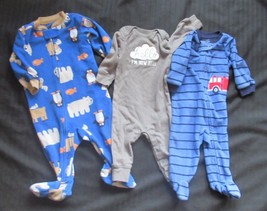 Baby Boy Lot of sleepers Carter&#39;s size 6 Months - $5.99