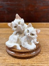 Giuseppe Armani Made in Italy Pair White Long Haired Persian Cats Figurine - $48.37