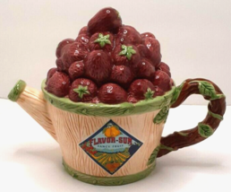 Omnibus OCI 1993 Strawberry Teapot With Lid Basket Vine Vintage - £21.78 GBP