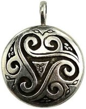 Triskele Shield Pewter Amulet: Spiritual Growth Aid, Pendant Necklace - $771.71 MXN