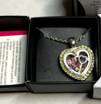 Avon Hearts A Flutter Necklace New in Box Vintage 2017 - £6.91 GBP