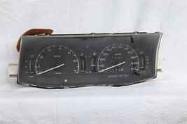 1989 Isuzu 2.6L TF Pickup Speedometer Instrument Gauge Cluster w/ Tach Oil Batt image 2