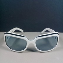 Ferre 643 C774 White and Black w/Crystals Logos Designer Sunglasses - £69.19 GBP
