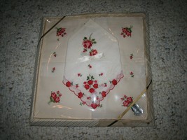 Box of 3 Desco Vintage Ladies Floral Embroidered Swiss Cotton Handkerchiefs - £15.77 GBP