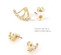 Daisy Flower front and Back Two-Sided Stud Earrings Korean - One Pair (Gold) - £1.55 GBP
